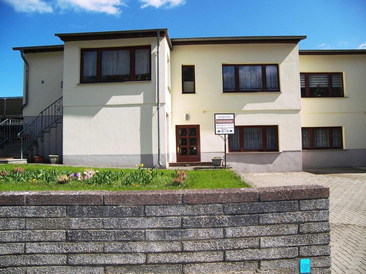 Ferienhaus Alice 10 Gehminuten Vom Strand Entfernt Heringsdorf  Exterior photo